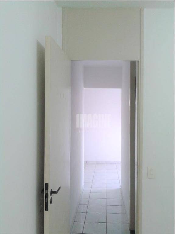 Apartamento à venda com 3 quartos, 52m² - Foto 7