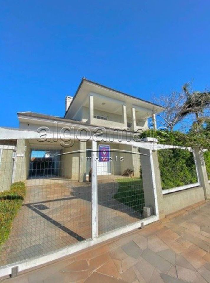 Casa à venda com 4 quartos, 194m² - Foto 1