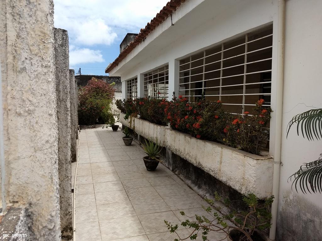 Casa à venda com 4 quartos, 350m² - Foto 5