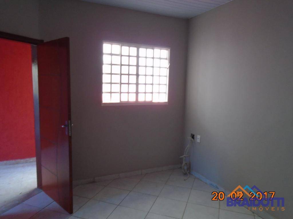 Casa à venda com 2 quartos, 86m² - Foto 13