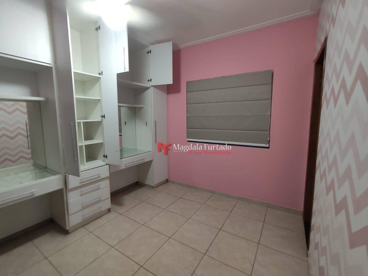 Casa à venda com 3 quartos, 80m² - Foto 12