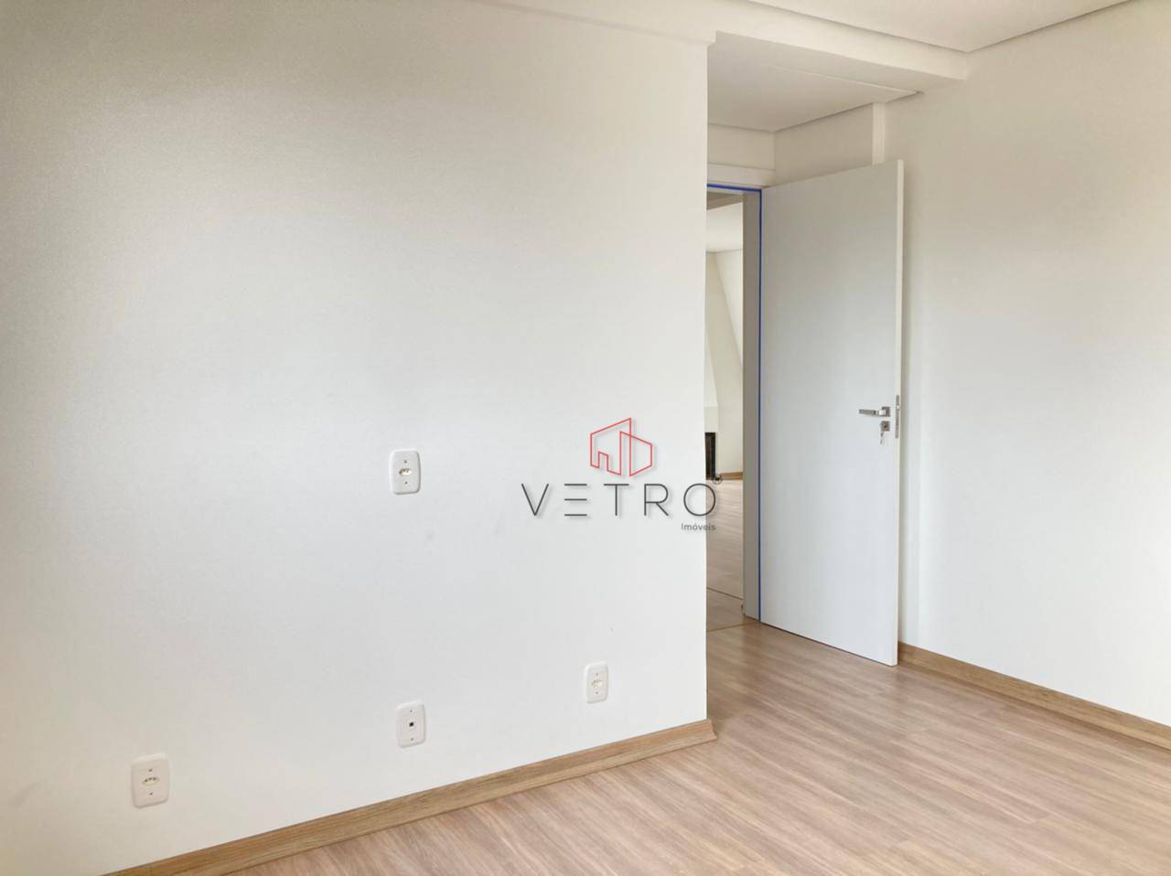 Apartamento à venda com 2 quartos, 80m² - Foto 4