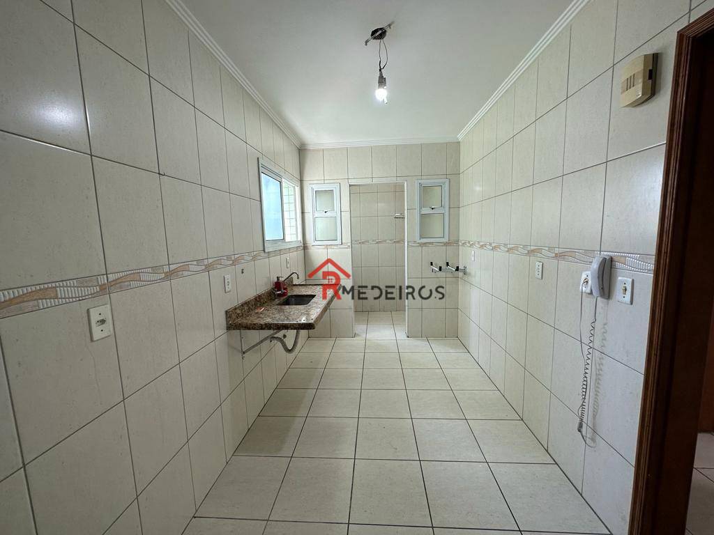 Apartamento à venda com 2 quartos, 75m² - Foto 13