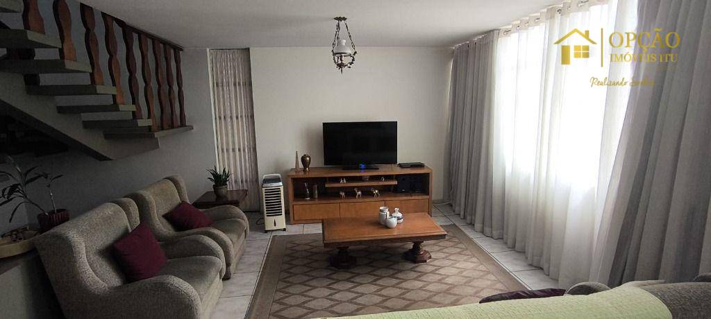 Casa à venda com 3 quartos, 204m² - Foto 2
