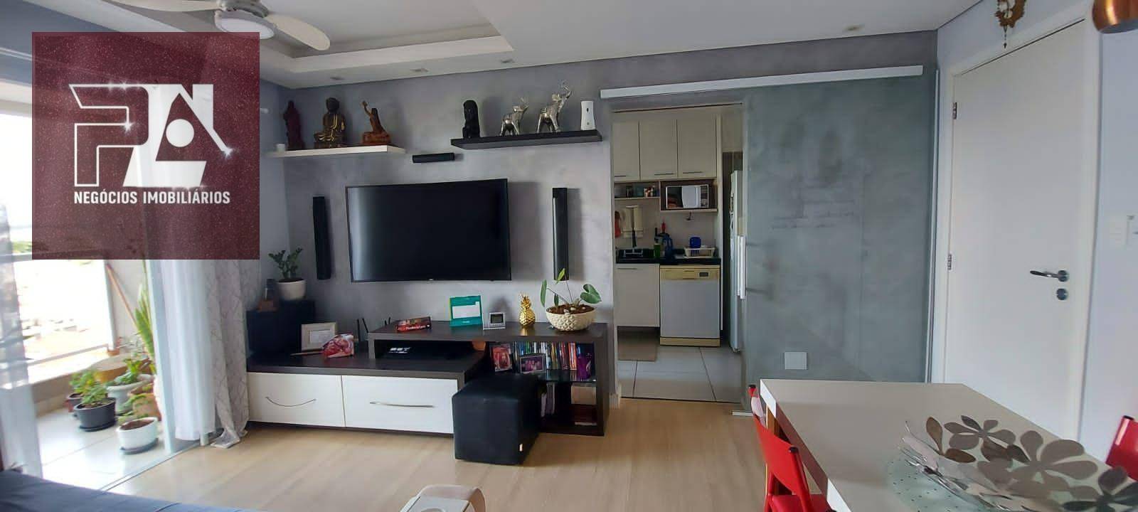 Apartamento à venda com 2 quartos, 70m² - Foto 18