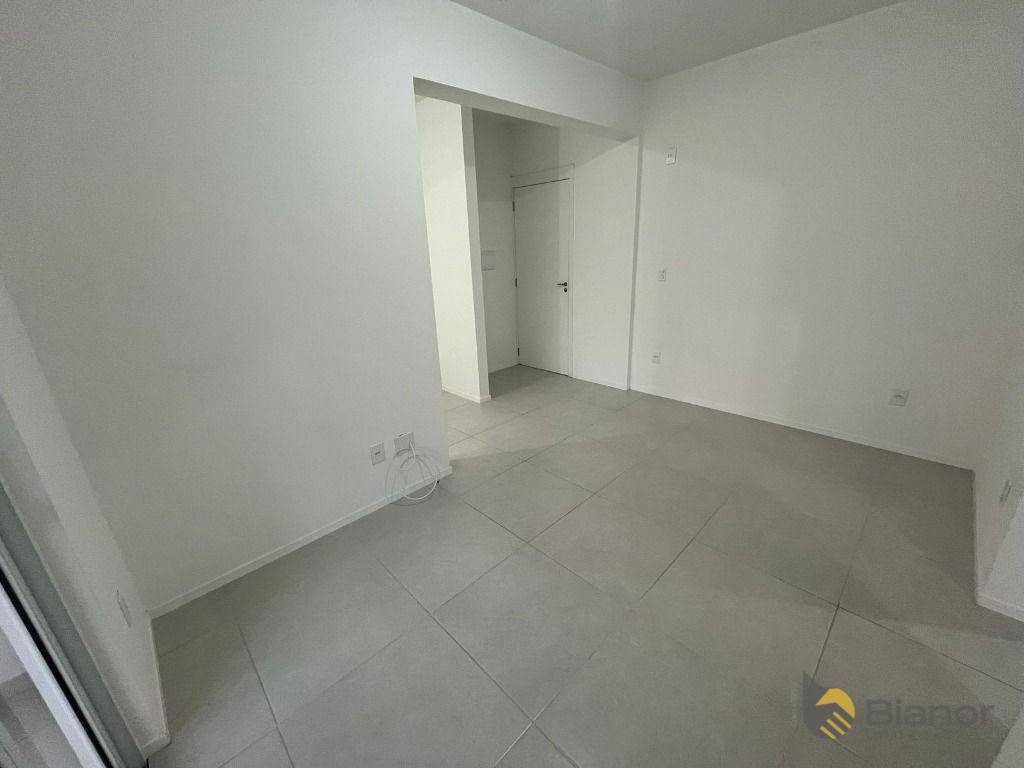 Apartamento, 2 quartos, 58 m² - Foto 3