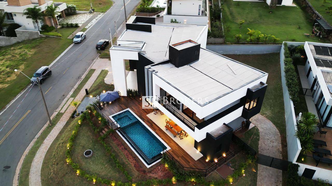 Casa de Condomínio à venda com 4 quartos, 390m² - Foto 55