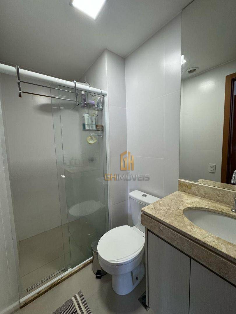 Apartamento à venda com 2 quartos, 66m² - Foto 7
