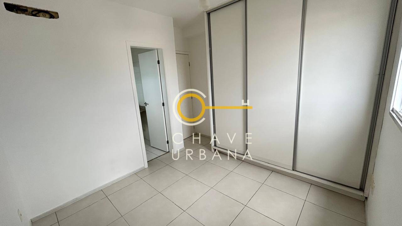 Apartamento para alugar com 3 quartos, 92m² - Foto 11