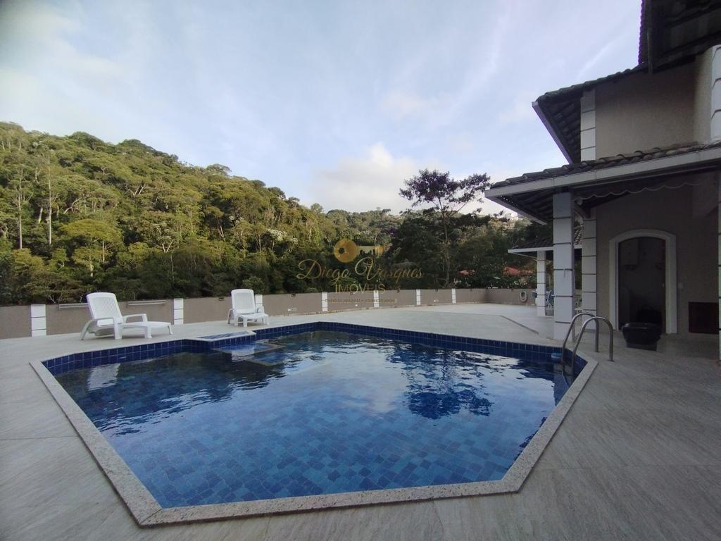 Casa de Condomínio à venda com 4 quartos, 850m² - Foto 2