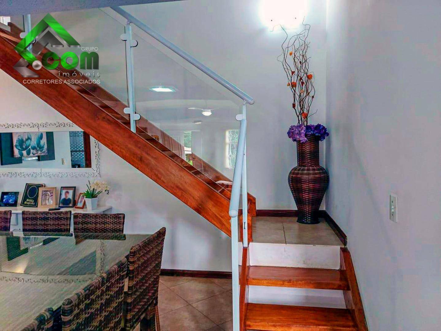 Casa à venda com 3 quartos, 240m² - Foto 17