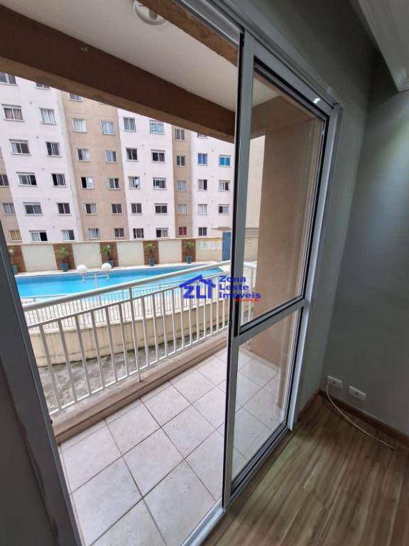 Apartamento à venda com 2 quartos, 48m² - Foto 26