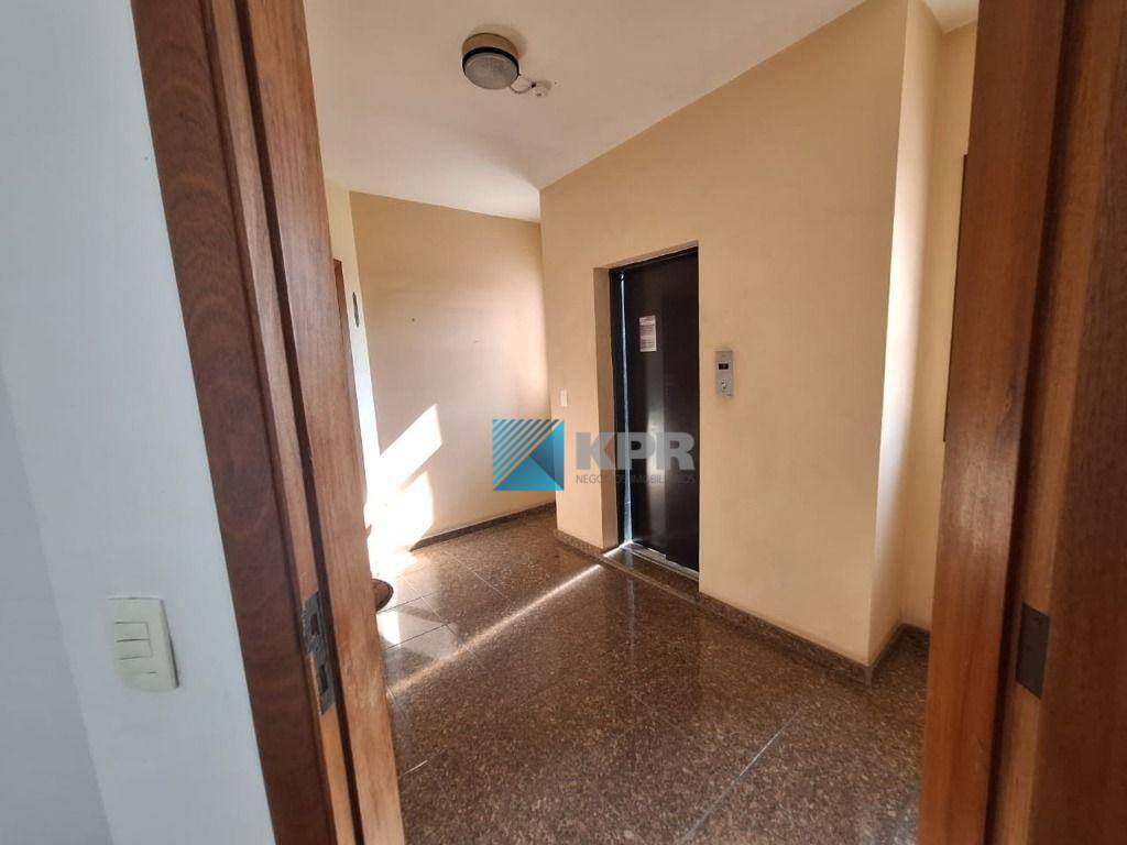 Apartamento à venda com 4 quartos, 162m² - Foto 5