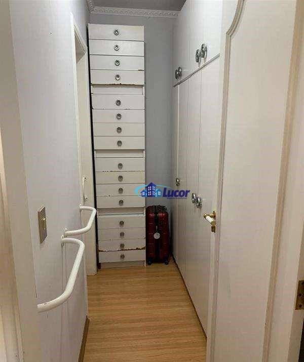 Apartamento à venda com 3 quartos, 135m² - Foto 13