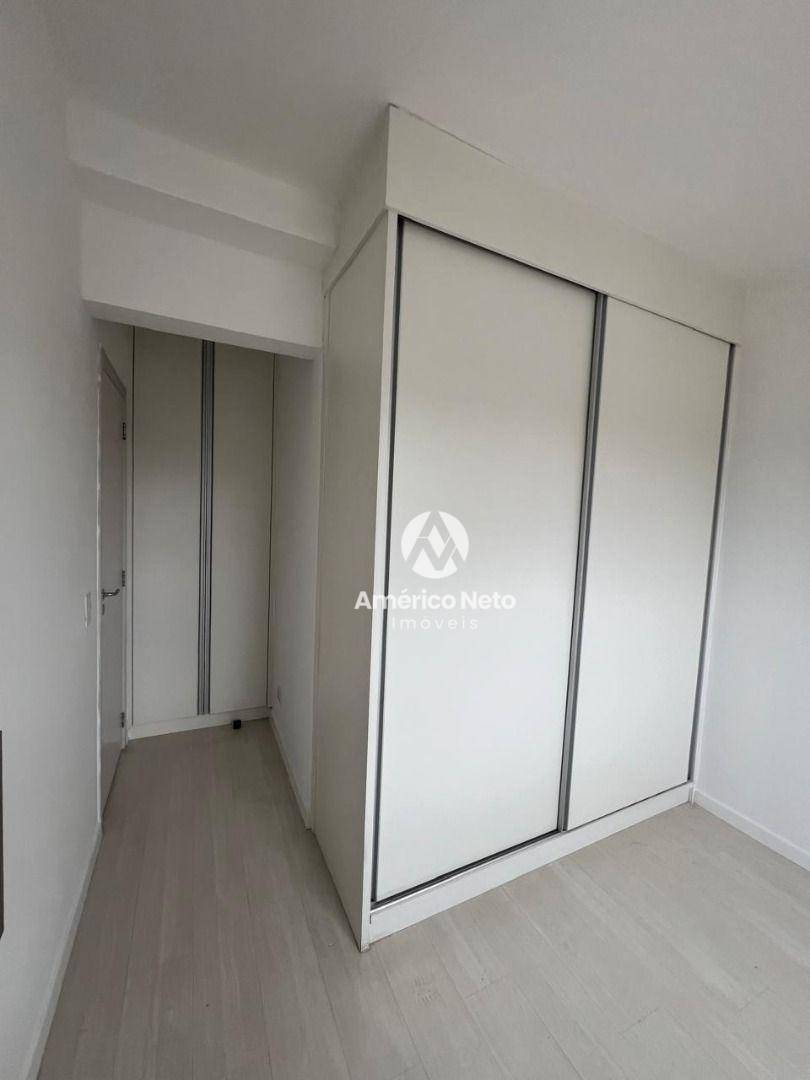 Apartamento para alugar com 2 quartos, 74m² - Foto 13