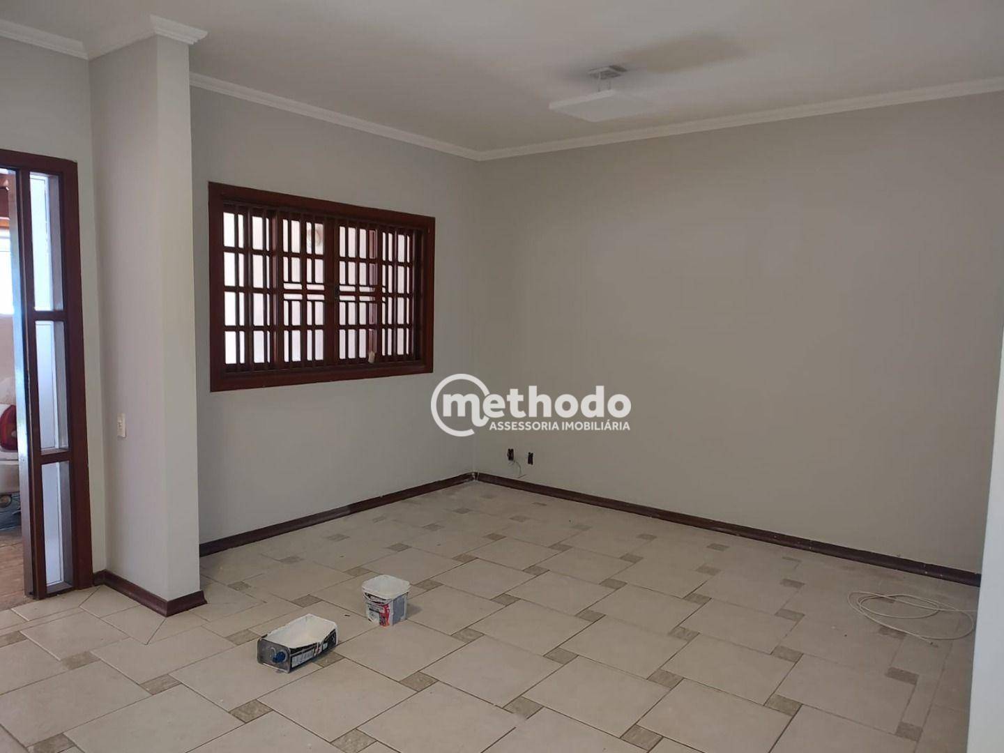 Casa para alugar com 3 quartos, 150m² - Foto 4