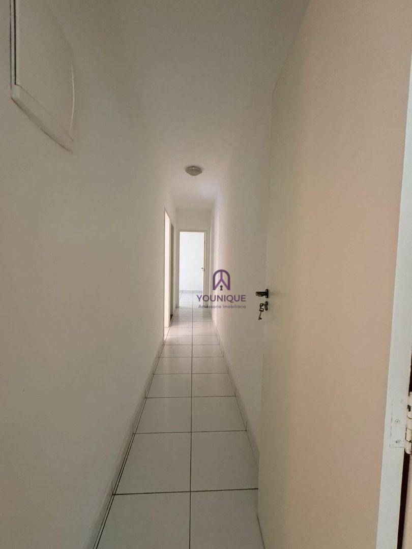 Casa para alugar com 2 quartos, 80m² - Foto 17