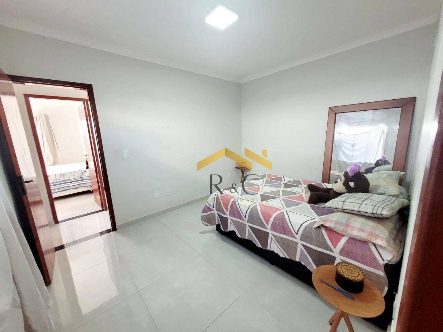 Casa à venda com 3 quartos, 70m² - Foto 20