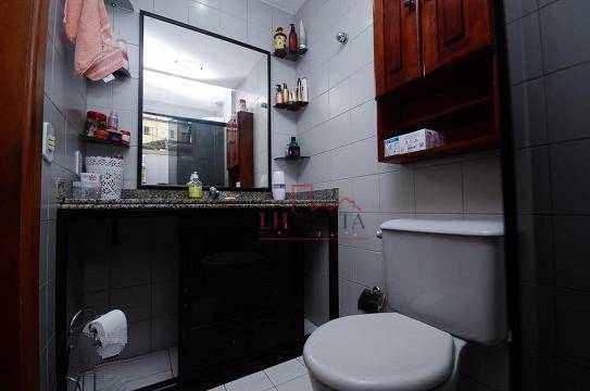 Apartamento à venda com 2 quartos, 80m² - Foto 26