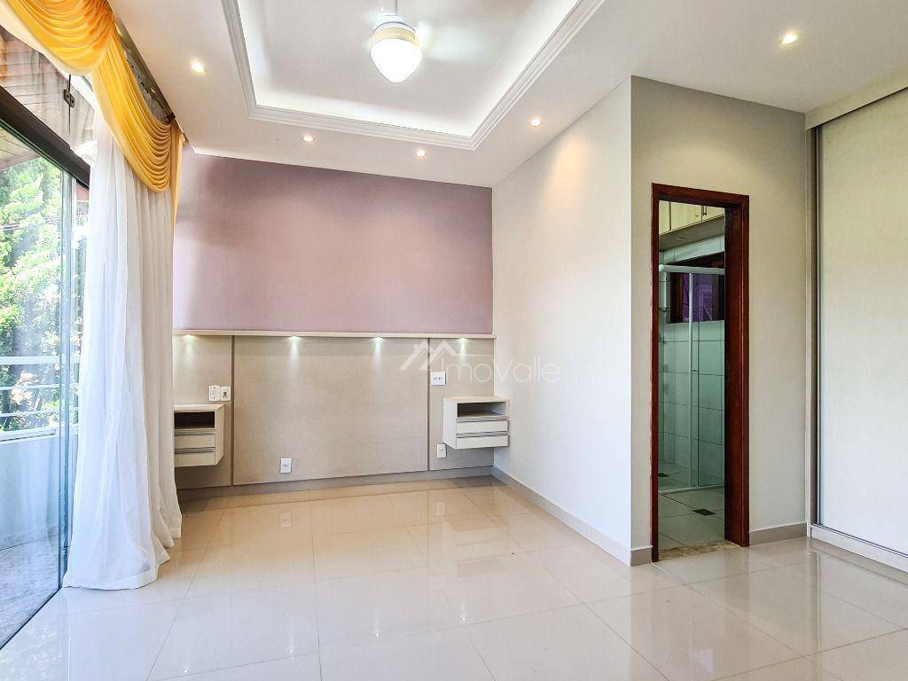 Casa de Condomínio à venda com 5 quartos, 310m² - Foto 15