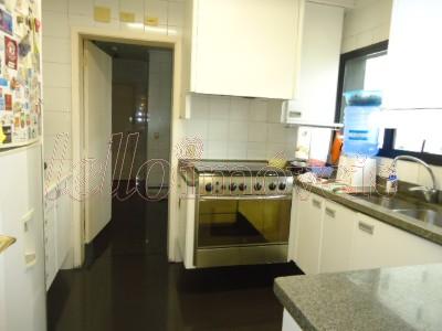 Apartamento à venda com 3 quartos, 230m² - Foto 28