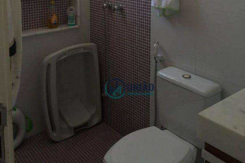 Casa de Condomínio à venda com 4 quartos, 400m² - Foto 17