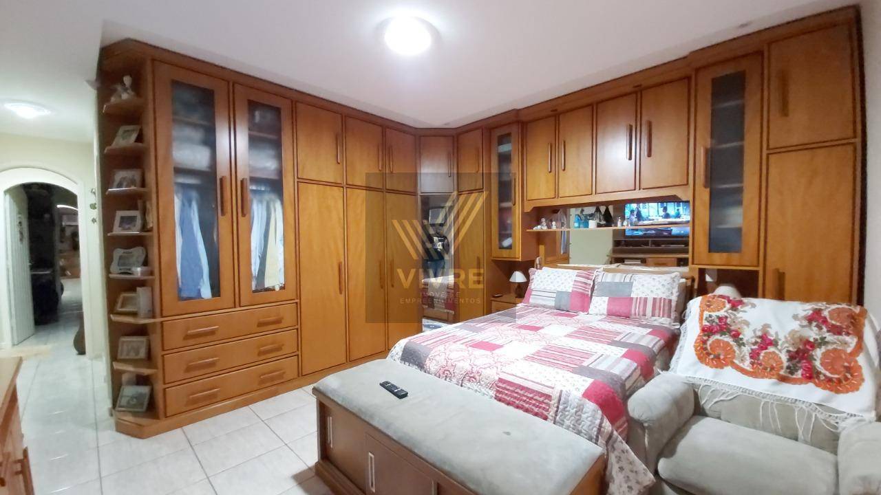 Casa à venda com 7 quartos, 270m² - Foto 3