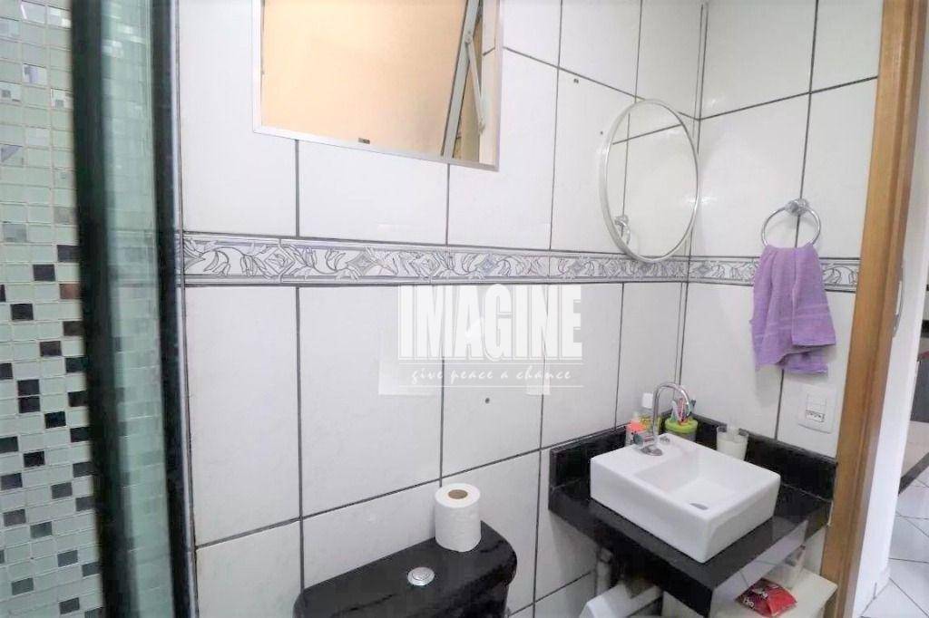 Apartamento à venda com 3 quartos, 67m² - Foto 17