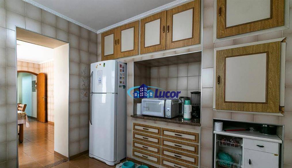 Sobrado à venda com 5 quartos, 182m² - Foto 12