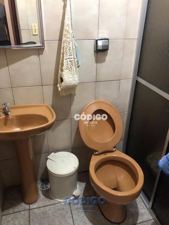 Sobrado à venda com 2 quartos, 80m² - Foto 2