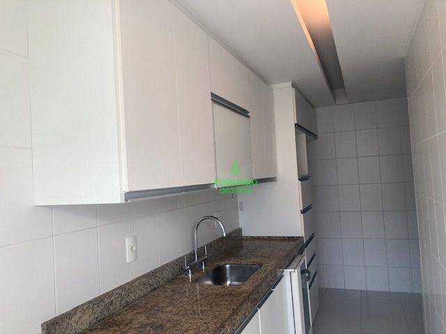 Apartamento à venda com 3 quartos, 130m² - Foto 18