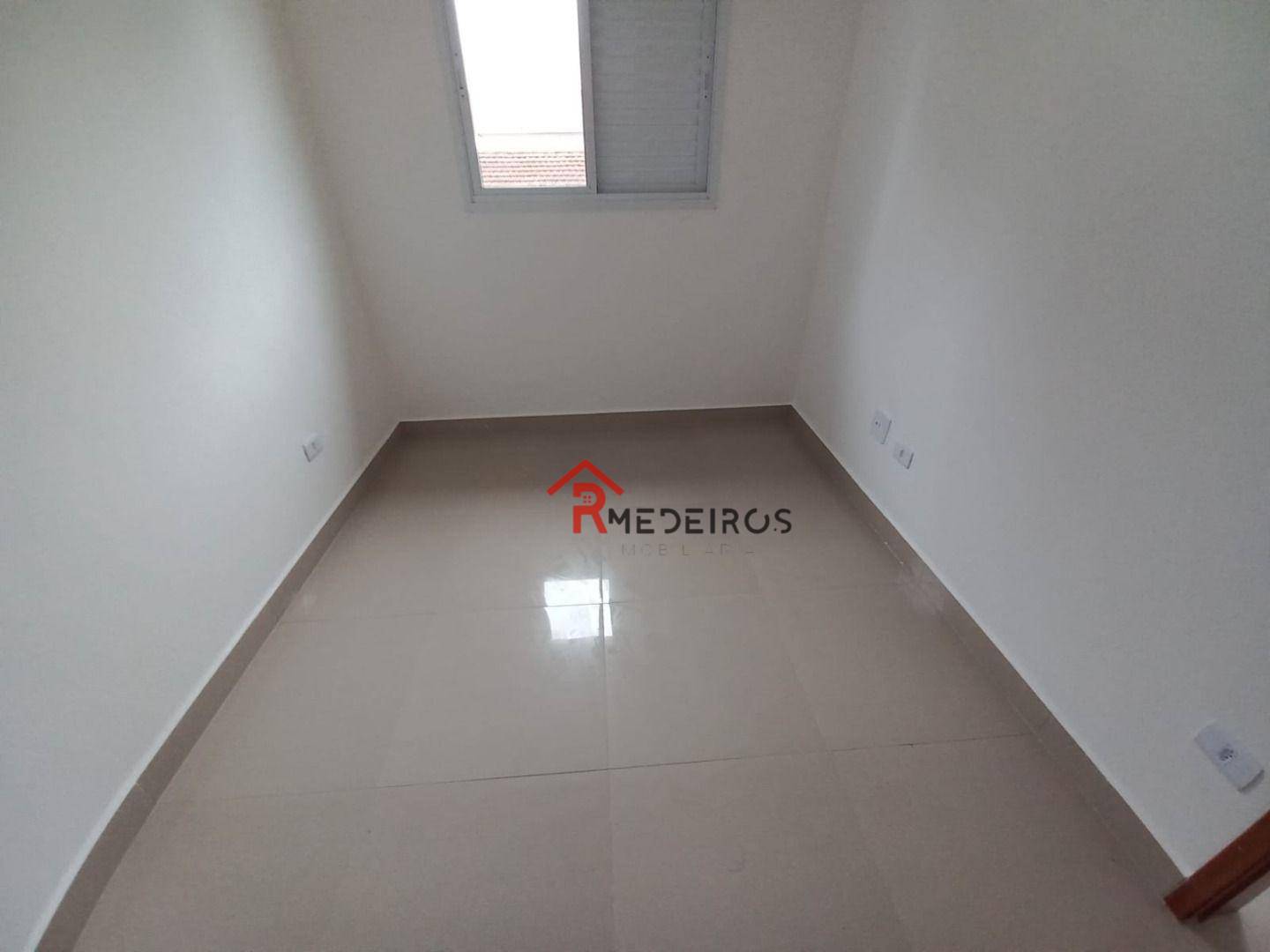 Casa à venda com 2 quartos, 43m² - Foto 11