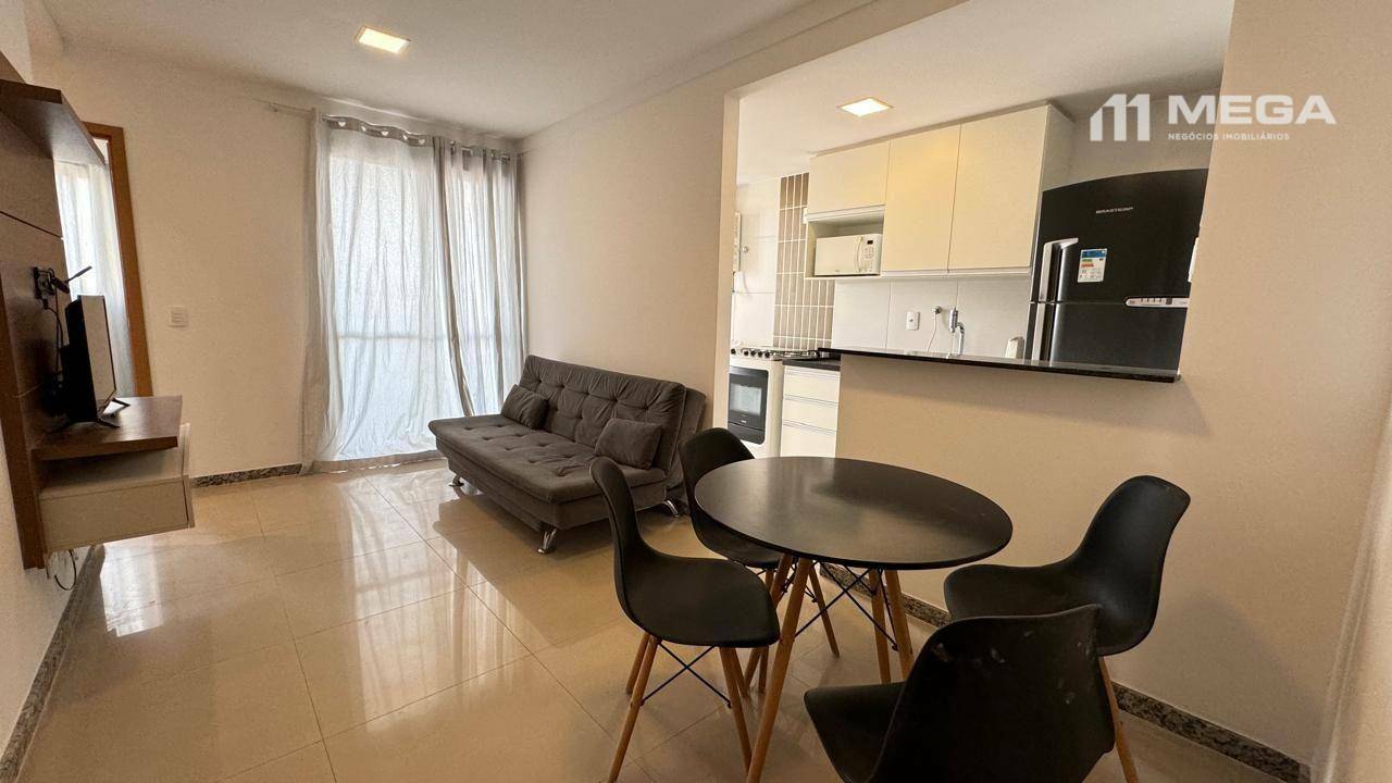 Apartamento à venda com 2 quartos, 64m² - Foto 2