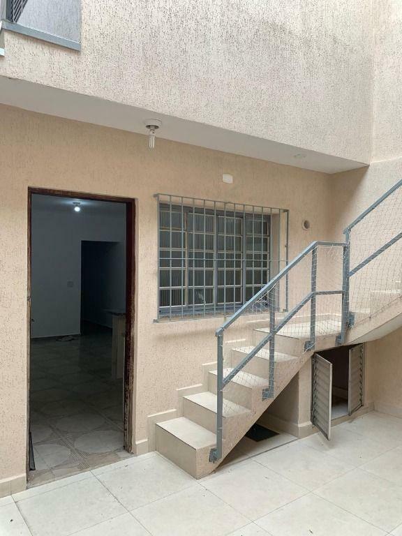 Sobrado à venda com 3 quartos, 178m² - Foto 10