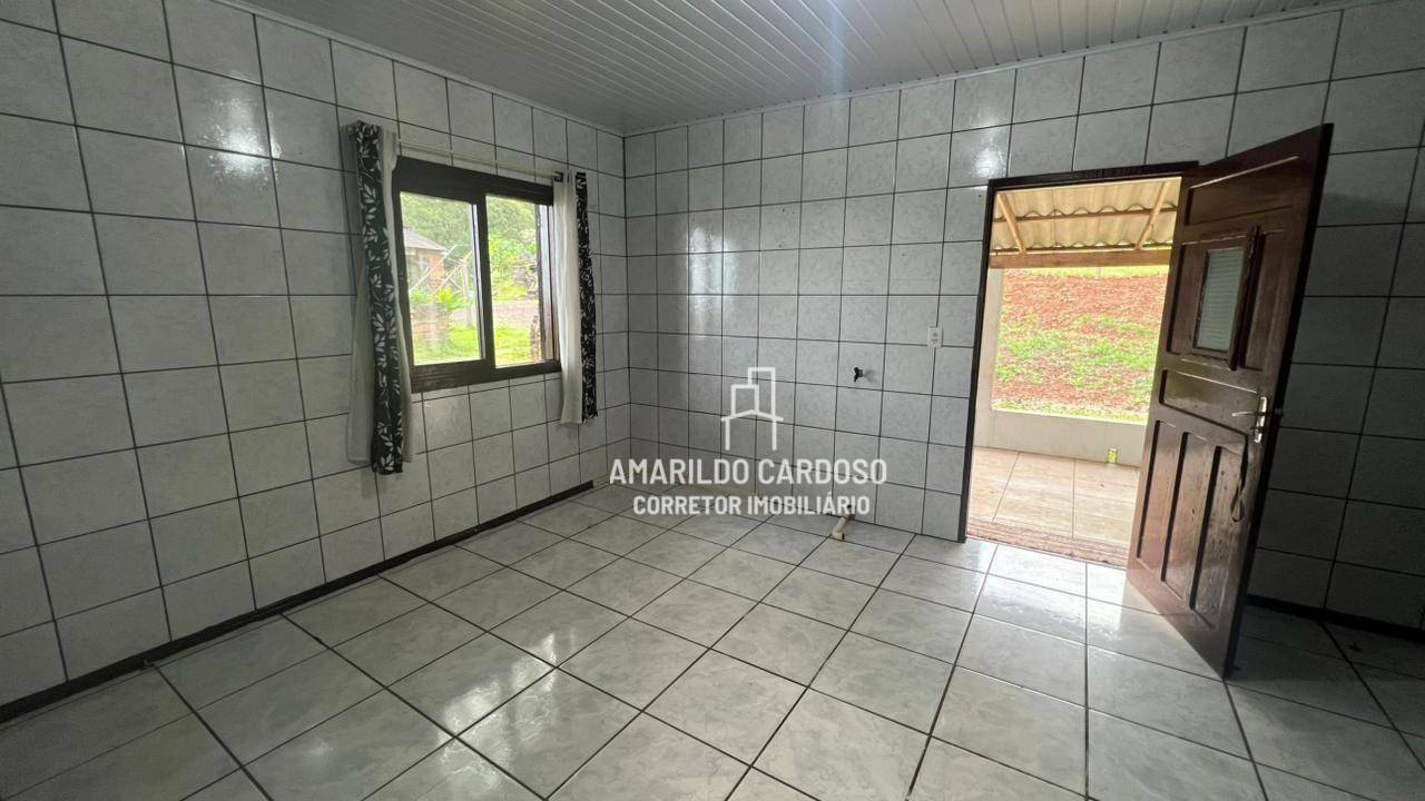 Casa para alugar com 2 quartos, 100m² - Foto 3