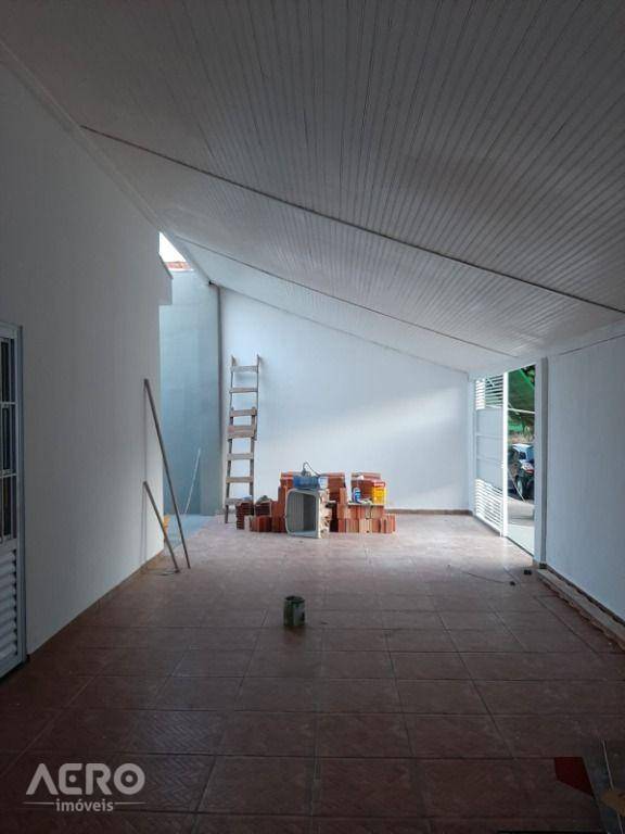 Casa à venda com 2 quartos, 130m² - Foto 16