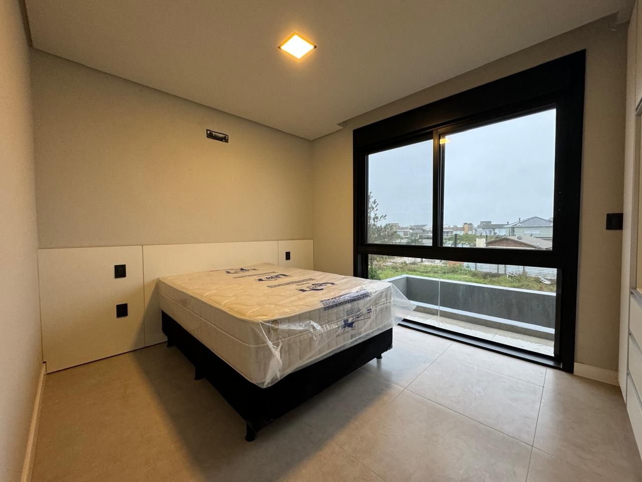 Casa de Condomínio à venda com 4 quartos, 211m² - Foto 15