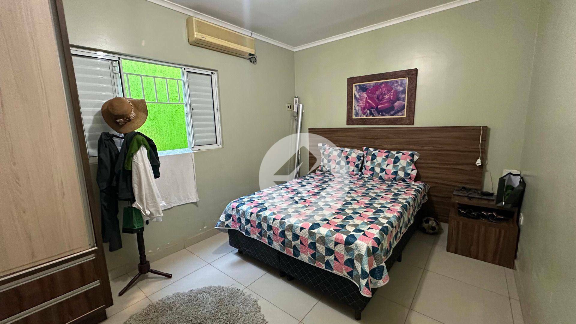 Casa à venda com 4 quartos, 335m² - Foto 8