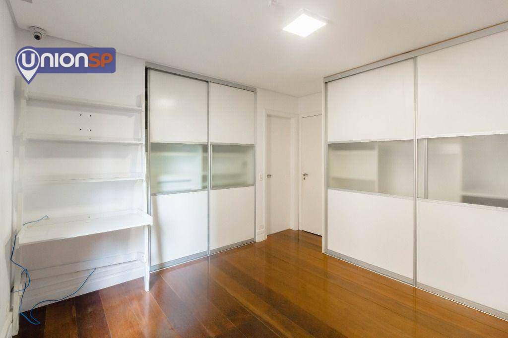 Apartamento à venda com 4 quartos, 206m² - Foto 14