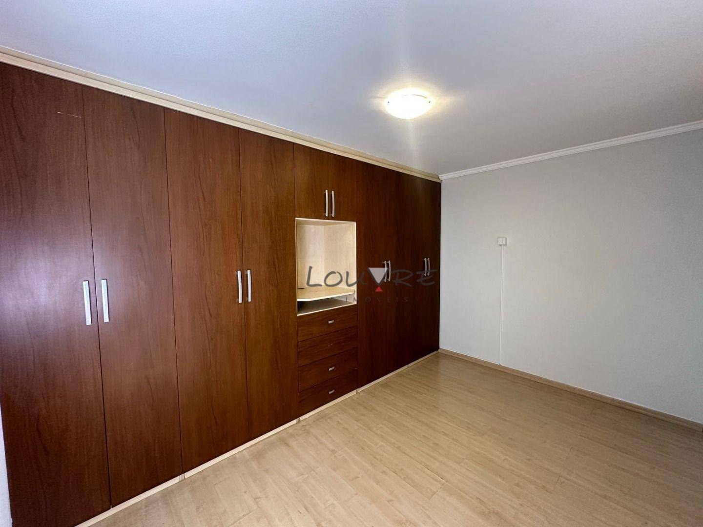 Apartamento para alugar com 3 quartos, 148m² - Foto 11