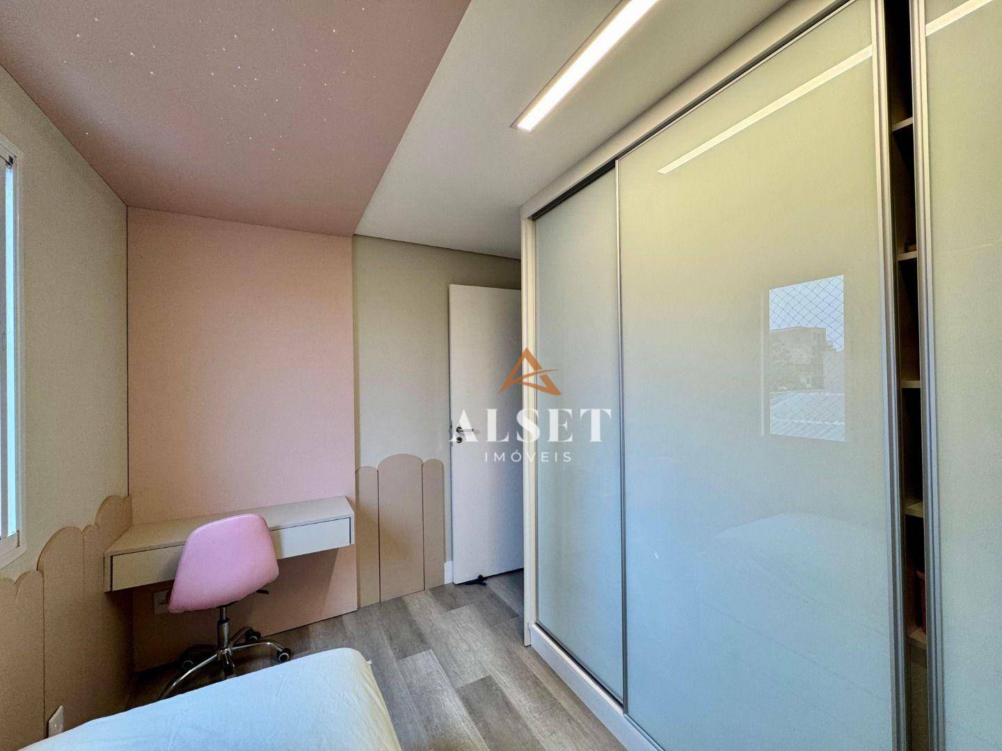 Apartamento à venda com 3 quartos, 113m² - Foto 14