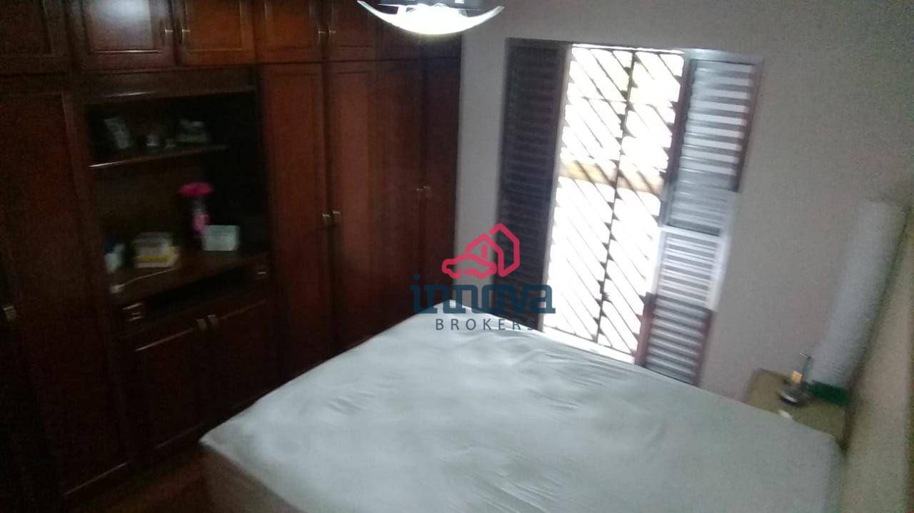 Sobrado à venda e aluguel com 4 quartos, 220m² - Foto 28