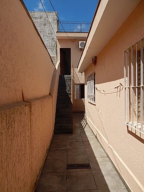 Casa à venda com 2 quartos, 150m² - Foto 18