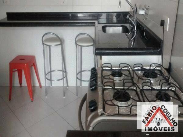 Apartamento à venda com 2 quartos, 64m² - Foto 4