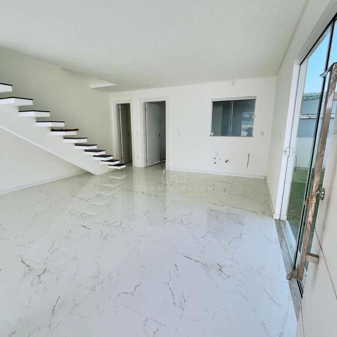 Sobrado à venda com 3 quartos, 140m² - Foto 4