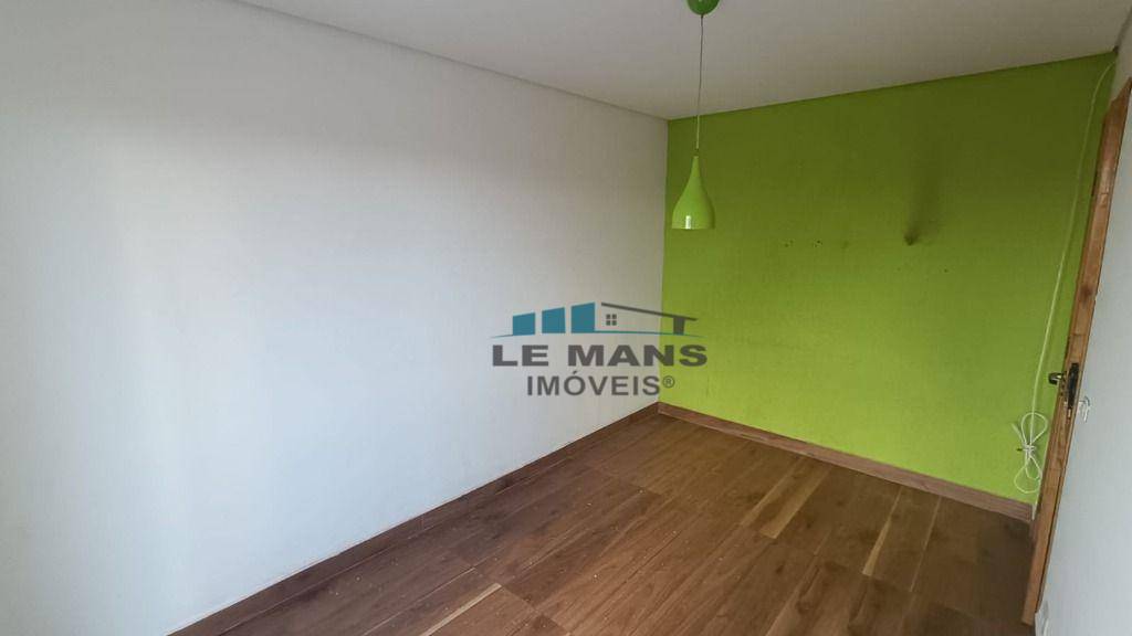 Casa à venda com 2 quartos, 67m² - Foto 13