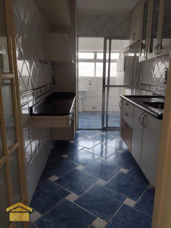 Apartamento à venda com 2 quartos, 64m² - Foto 8