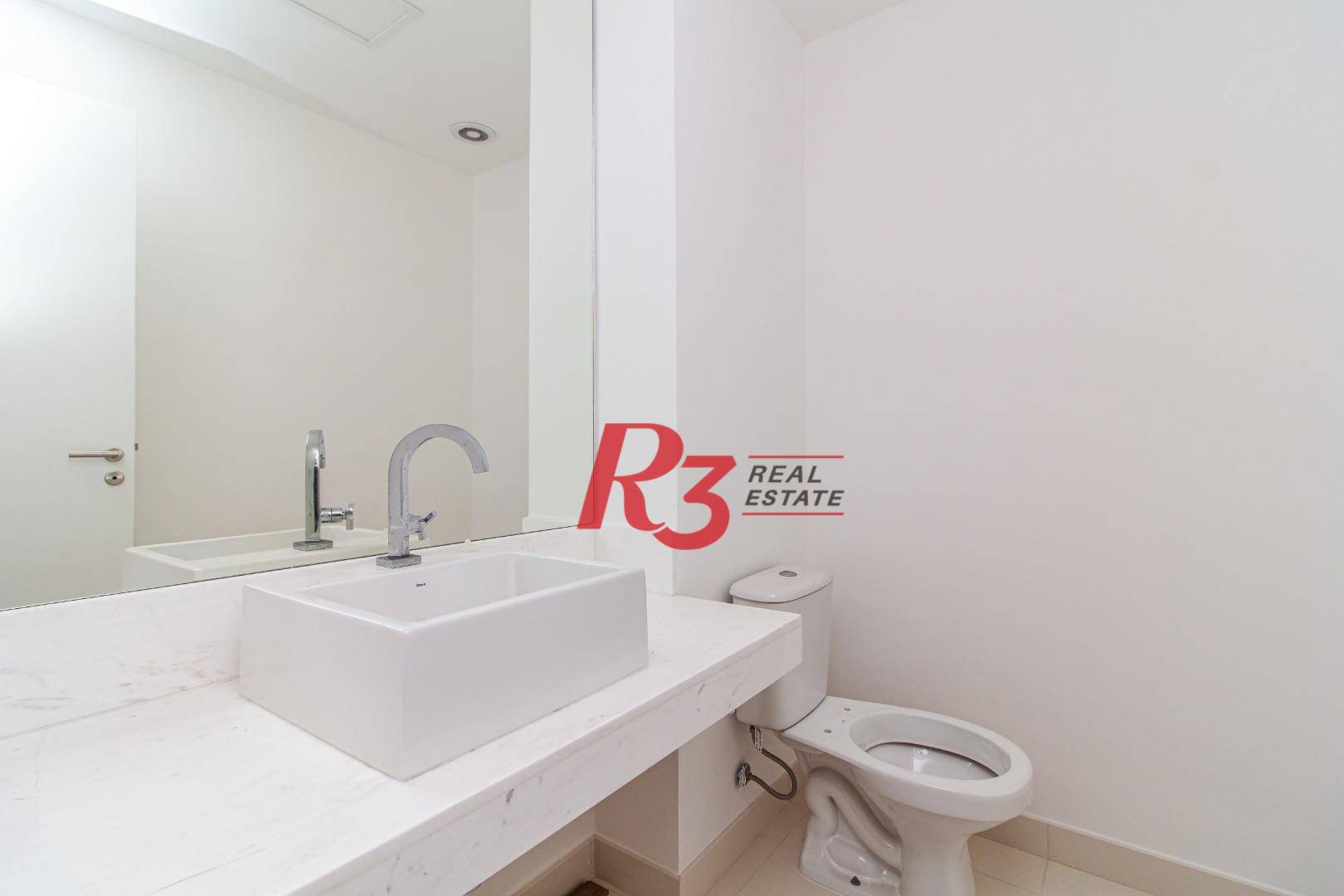 Apartamento para alugar com 3 quartos, 150m² - Foto 9