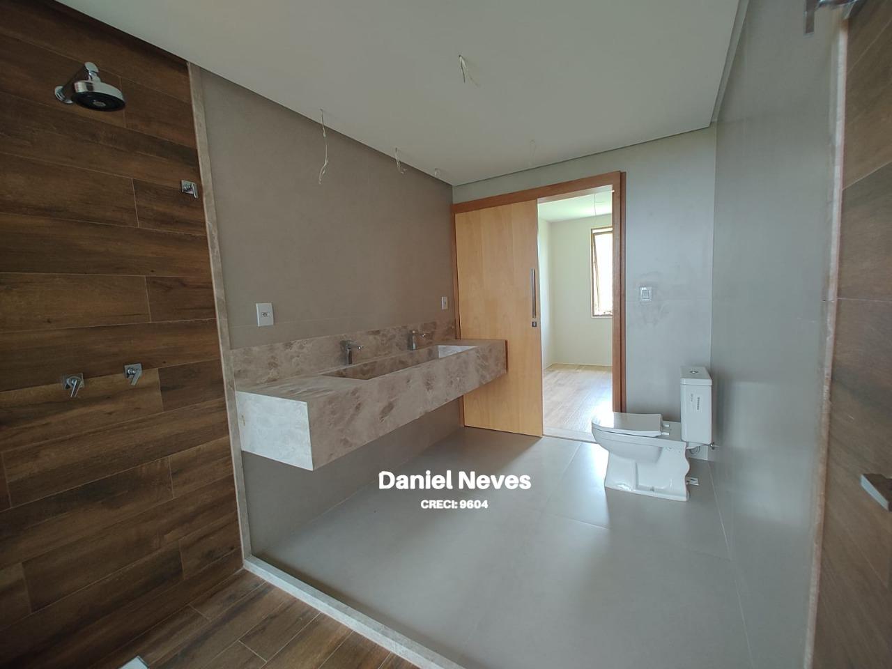 Casa de Condomínio à venda com 5 quartos, 375m² - Foto 16