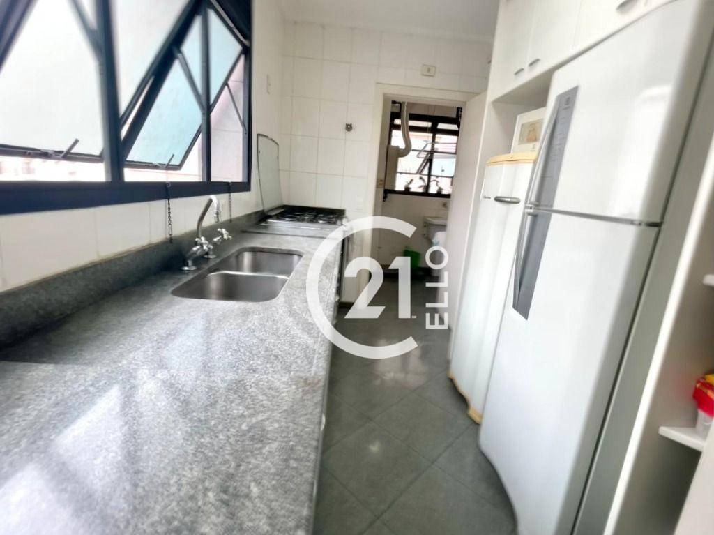 Apartamento à venda com 3 quartos, 192m² - Foto 22